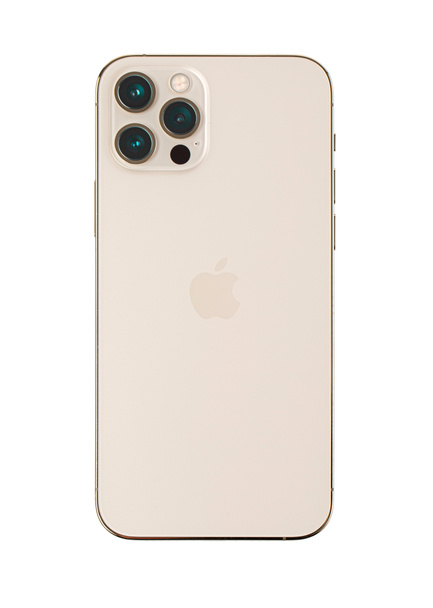 Chisinau, Moldavia - 11 de mayo de 2021: Nuevo iPhone 12 Pro Color oro de Apple Inc. parte posterior del iphone aislado en blanco - Foto, Imagen