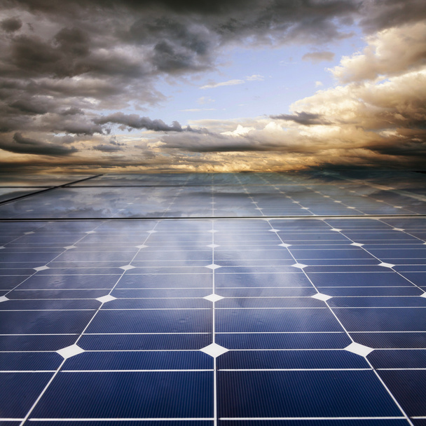Elektrownia wykorzystująca odnawialną energię słoneczną - Zdjęcie, obraz
