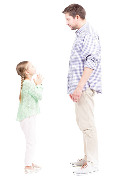 Girl Asking Father For Something - 写真・画像