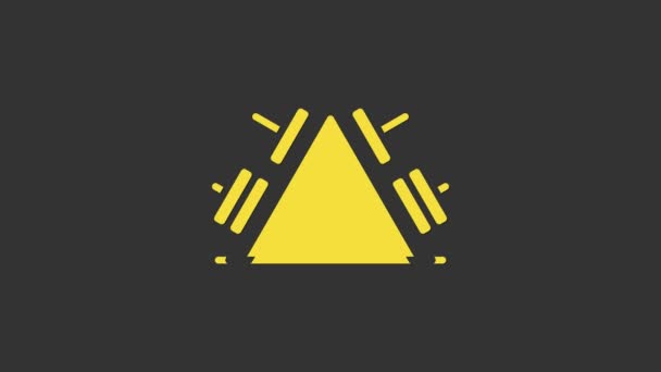 Žlutý kovový stojan s přídavnými závažími pro ikonu činky izolovaný na šedém pozadí. Kulturistika, fitness, sport, zdravý životní styl. Grafická animace pohybu videa 4K - Záběry, video
