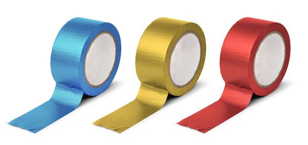 Rollos de cinta adhesiva azul metálico, amarillo y rojo, carretes de reparación aislados sobre fondo blanco - Foto, imagen