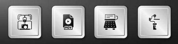 カメラ、 MOVファイル文書、レトロタイプライター、およびアイコンでジンバル安定剤を設定します。銀四角形のボタン。ベクトル - ベクター画像