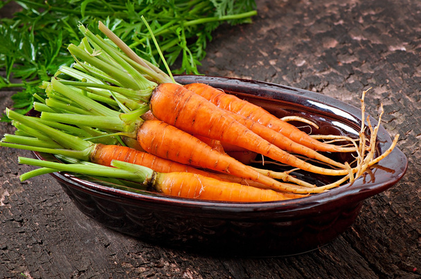 manojo de zanahorias frescas - Foto, imagen