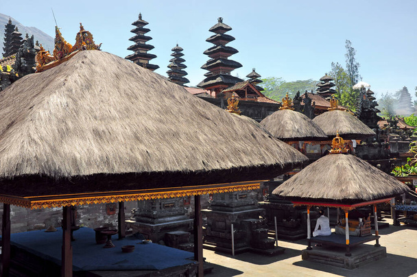 Найбільший і найсвятіший храм Бесакіха в Карангасемі, регентство Балі - індонезії - Фото, зображення