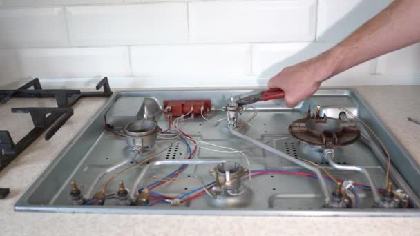 tűzhely javítás a konyhában. sütőjavítás - Felvétel, videó