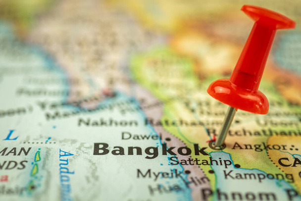 Место Бангкок в Таиланде, карта путешествий с толчком точки маркера крупным планом, Азия концепции путешествия - Фото, изображение
