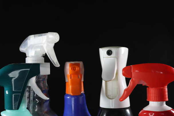 instruments de nettoyage diffuseur pulvérisations désinfection entretien protection hygiène - Photo, image