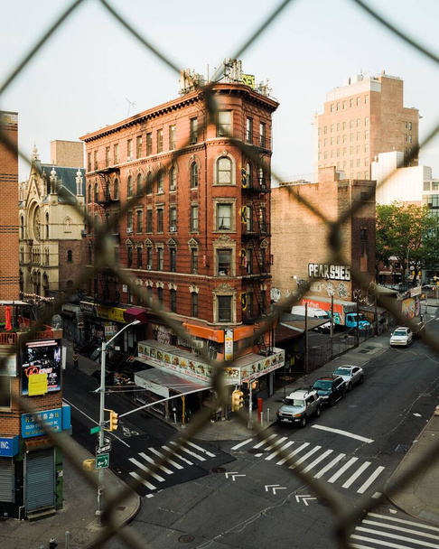 View of the Lower East Side from the Manhattan Bridge, New York City - Φωτογραφία, εικόνα