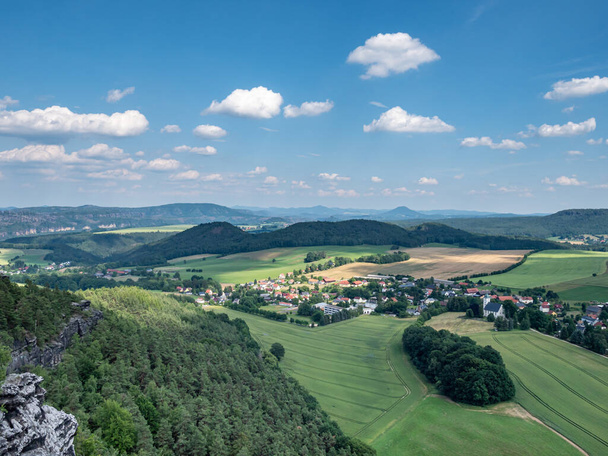 Vista panorámica de la Suiza sajona - Foto, Imagen