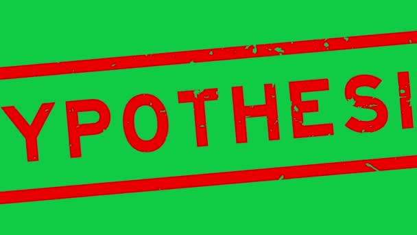 Grunge rode hypothese woord vierkante rubber zegel zegel zoom op groene achtergrond - Video