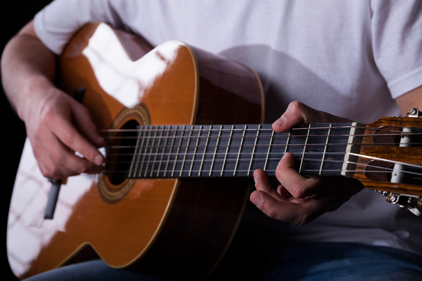 Guitarist hands playing guitar - 写真・画像