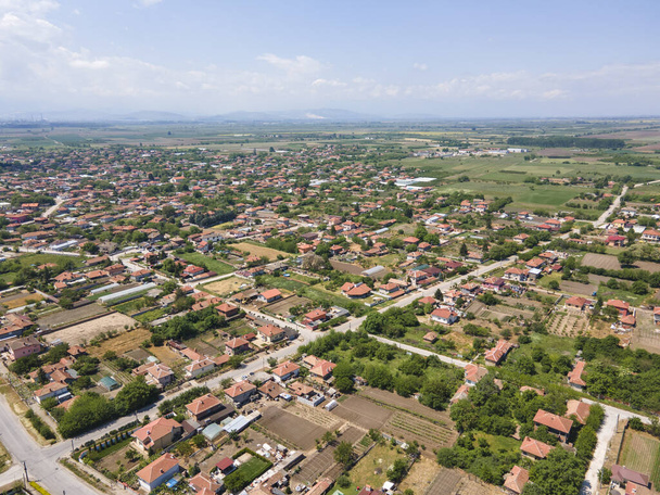 Aerial view of village of Tsalapitsa, Plovdiv Region, Bulgaria - Foto, immagini