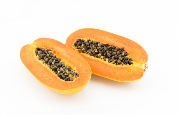 szeletelt papaya, fehér alapon - Fotó, kép