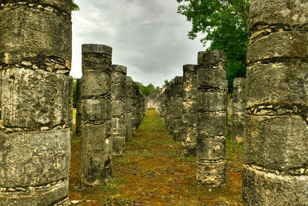 Templo de los Guerreros, Temple of the Warriors, Chichen Itza in Yucatan, Mexico, a UNESCO World Heritage Site. - Photo, Image