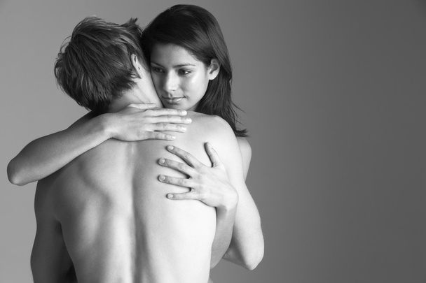 Young Naked Couple Embracing - Valokuva, kuva