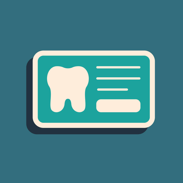 Yeşil panoda diş kartı ya da yeşil arka planda izole edilmiş hasta tıbbi kayıtları var. Diş sigortası. Diş sağlığı kliniği raporu. Uzun gölge tarzı. Vektör - Vektör, Görsel