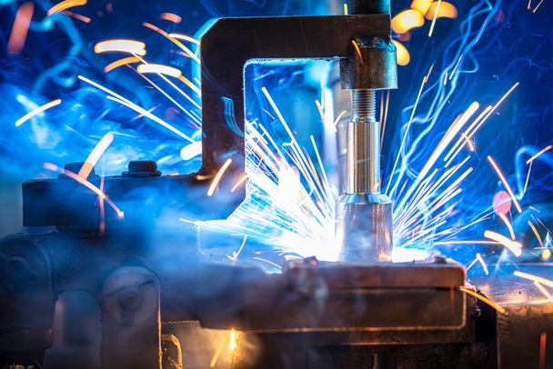 Circular welding, robot movements in car factories - Photo, Image