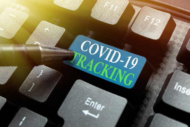 Λεζάντα κειμένου παρουσιάζει το Covid 19 Tracking. Επιχειρηματική ιδέα Διακριτική διαδικασία των πιθανών μολυσμένων ατόμων Abstract Typing New Business Slogan Μήνυμα, Γράφοντας Στρατηγικές Αγοράς - Φωτογραφία, εικόνα