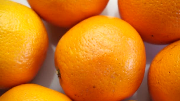 Sinaasappels die op zichzelf roteren - Video