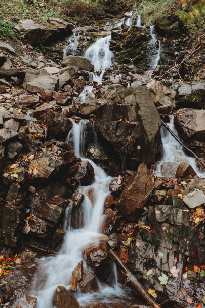 Waterfall mountain landscape. Motion blur effect - Zdjęcie, obraz