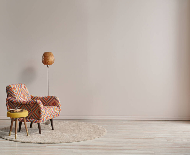 Современное кресло в концепции светлой стены с лампой и ковровым покрытием. - Фото, изображение
