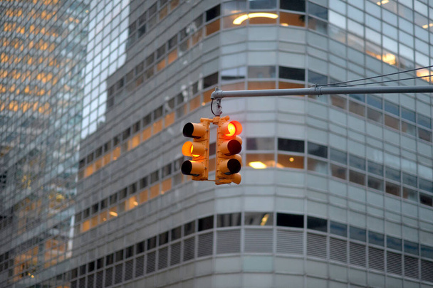  traffic lights on the street of the city - Zdjęcie, obraz