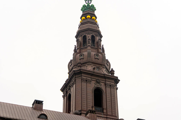 Palácio de Christiansborg (Copenhaga), Dinamarca (Dinamarca) relógio online. - Foto, Imagem