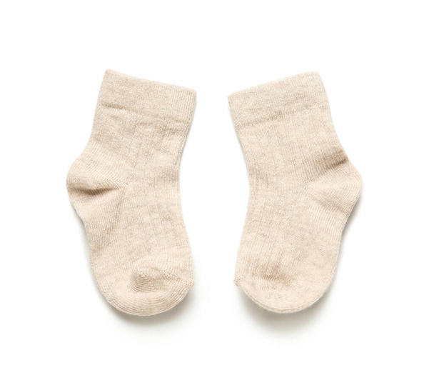 Baby sokken op witte achtergrond - Foto, afbeelding