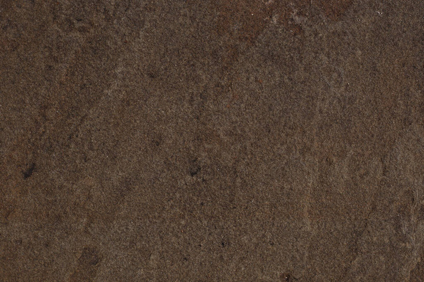 Textur aus Naturstein. Brown grob strukturierte Felsen aus nächster Nähe mit Platz für Text. Verwitterter Grunge-Granit - Foto, Bild