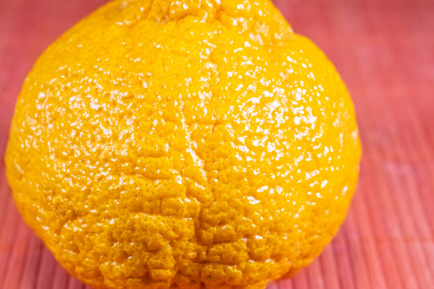 Dekopon on siemenetön ja makea mandariiniappelsiinivalikoima. - Valokuva, kuva