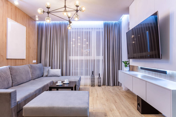 Küçük, modern bir dairede oturma odası. İç tasarım - Fotoğraf, Görsel