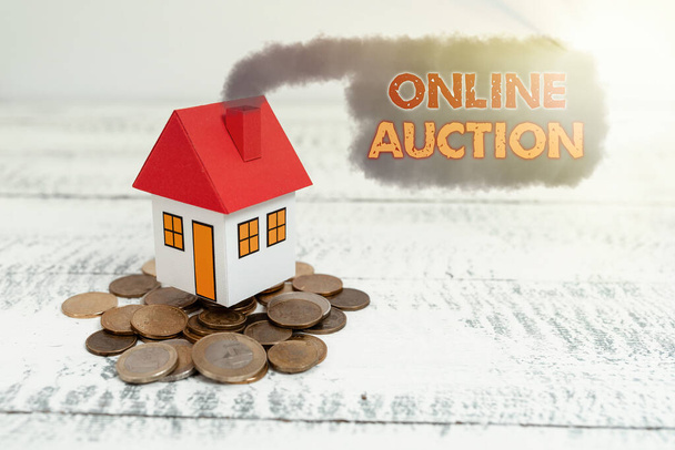 Kézírás jel Online aukció. Üzleti ötlet digitalizált értékesítési esemény, amely tétel értékesítik a legmagasabb ajánlattevő Kiosztása megtakarítások vásárolni új ingatlan, megtakarítás pénzt építeni House - Fotó, kép