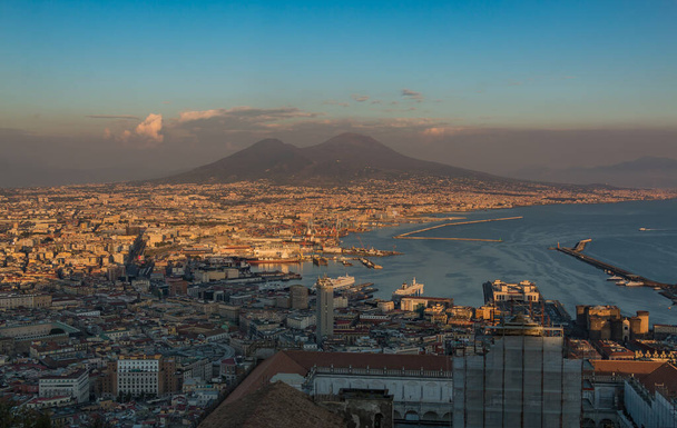 A picture of the city of Naples and Mount Vesuvius as seen from a vantage point. - Photo, Image