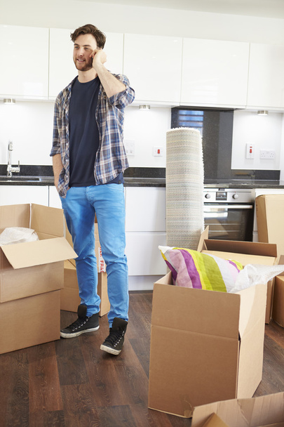 Man Moving Into New Home - Photo, Image