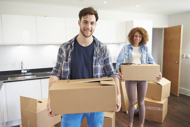 Couple Moving Into New Home - Photo, Image