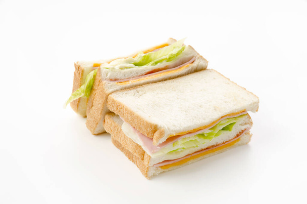 Gesundes Schinken-Sandwich mit Käse und Salat - Foto, Bild