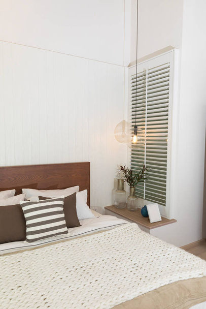 Schlafzimmer im rustikalen Stil - Foto, Bild