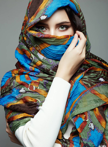 beautiful young woman in hijab. beauty girl in colorful sari. fashion oriental woman - Foto, afbeelding