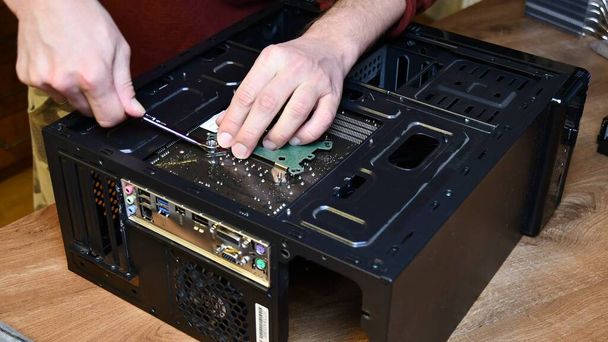 Instalace a údržba počítačů PC doma - Fotografie, Obrázek