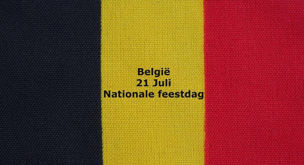 Bélgica bandeira tricolor com texto '21 de julho Dia nacional - Foto, Imagem