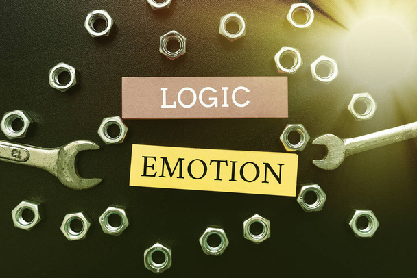 Знак, що відображає логічну емоцію. Концепція значення Неприємні почуття звернулися до самоповаги розум Майстерня вдосконалення Ідеї продуктивності Натхнення та рішення
 - Фото, зображення