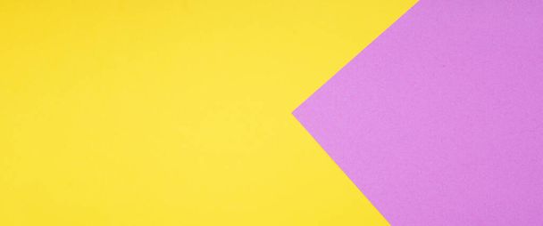 κίτρινο και ροζ φόντο δύο έγχρωμο χαρτί σε μορφή banner web - Φωτογραφία, εικόνα