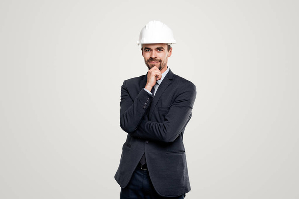 Confident construction manager looking at camera - 写真・画像