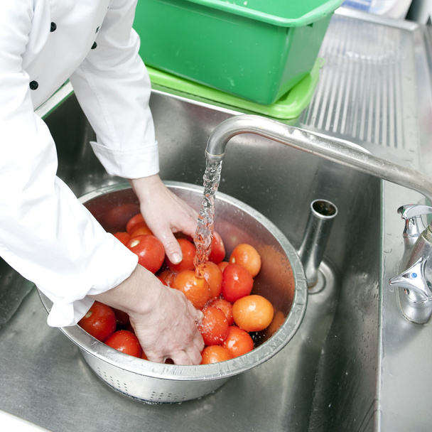 Laver les tomates
 - Photo, image