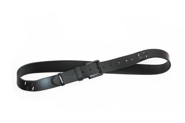 ceinture noire pour homme avec boucle en métal - Photo, image