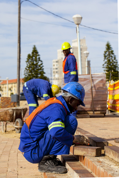 Black South African builders. - Foto, immagini