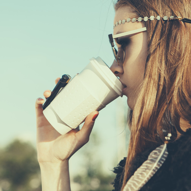 Beautiful hipster woman with cup of coffee - Foto, immagini