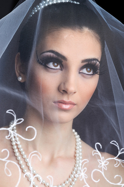 Beautiful bride in studio shooting - Foto, Imagem