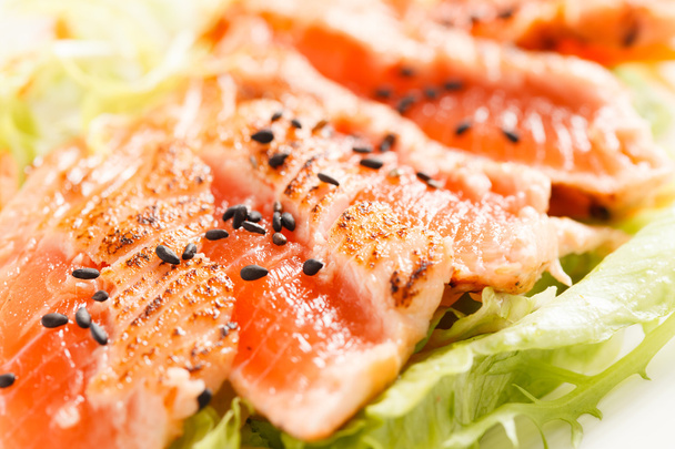 Japanese salad with salmon - Foto, Bild