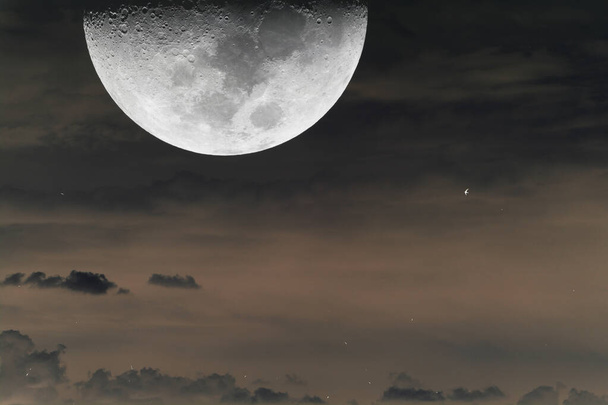 абстрактный вид на луну, концепция планеты  - Фото, изображение